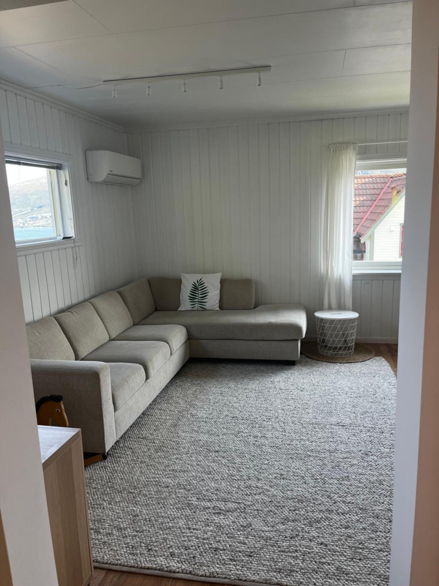 Cozy Place In A Location - Feel At Right Away! Feriehus Tromsø